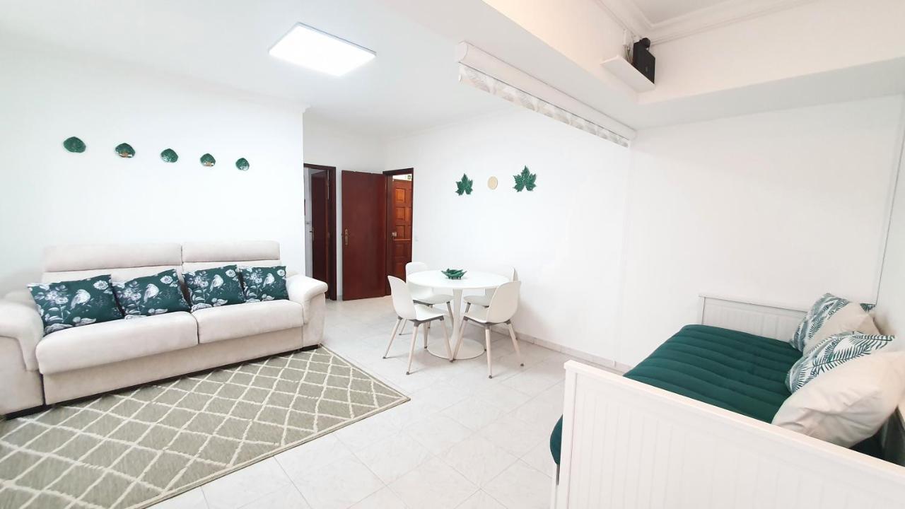 Caldas Da Rainha'S Green & White Eksteriør bilde